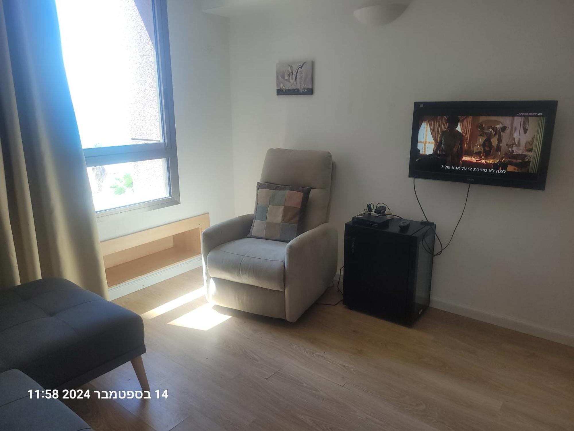 Beach Apartments Хайфа Екстериор снимка