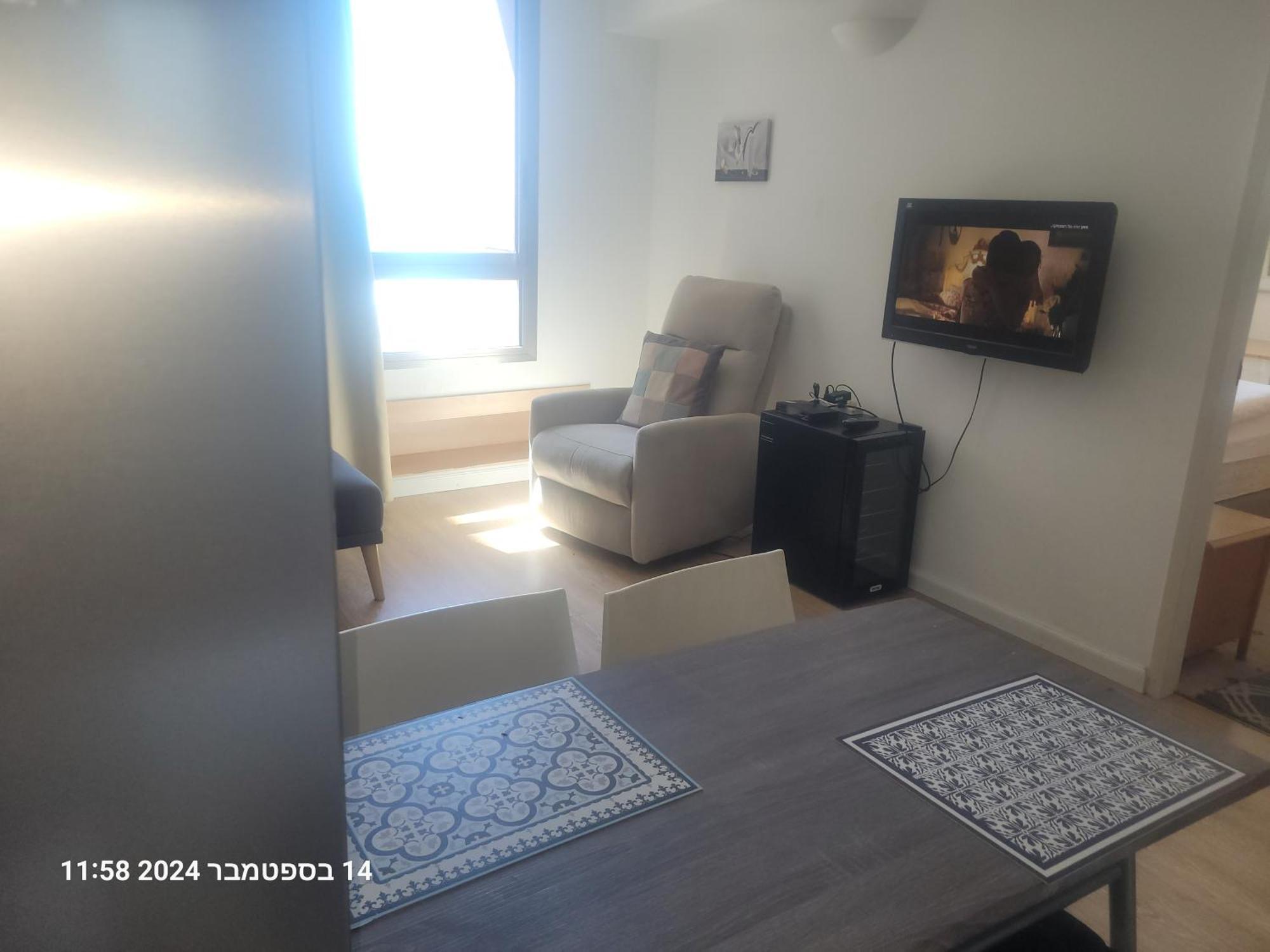 Beach Apartments Хайфа Екстериор снимка