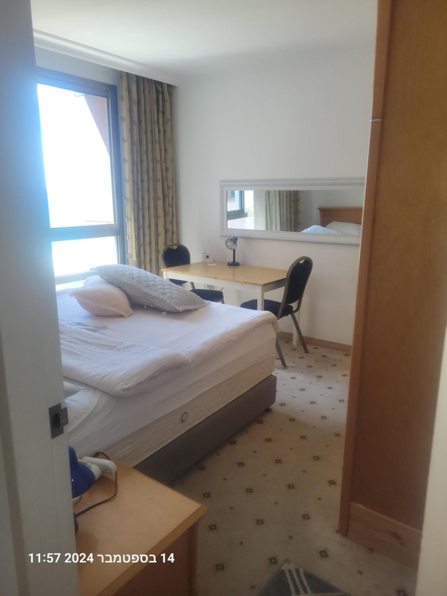 Beach Apartments Хайфа Екстериор снимка